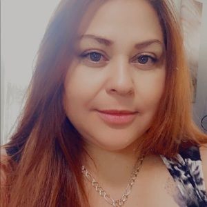 Meet your Posher, Eva